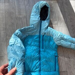 Patagonia Women’s Multi Light Blue Down Jacket XS